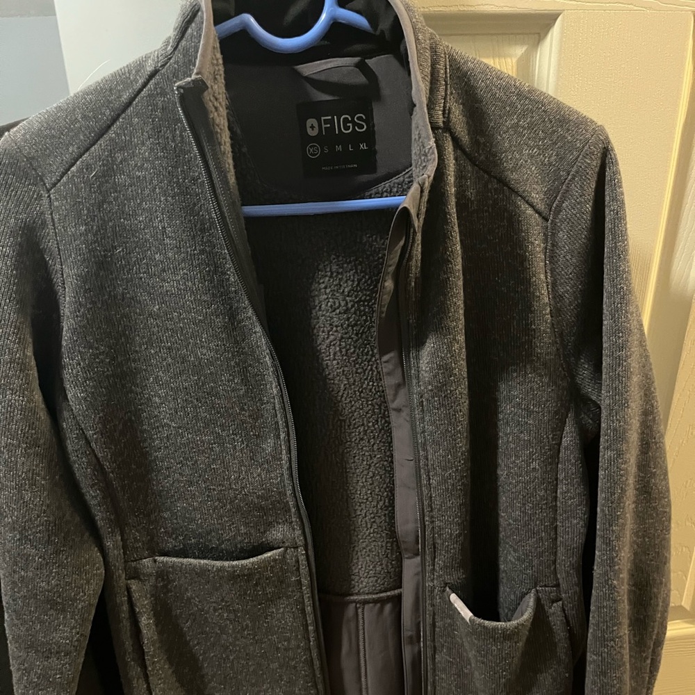 Figs coat used very little don’t like the fit